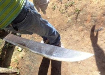 Mulher é agredida pelo ex-marido com terçado em Cruzeiro do Sul