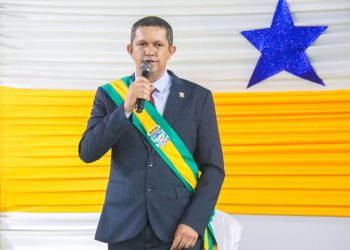 Prefeito de Rodrigues Alves exonera duas secretárias, incluindo a esposa do vice-prefeito