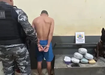 ROTAM prende homem e apreende mais de 6 kg de skank durante operação em Cruzeiro do Sul