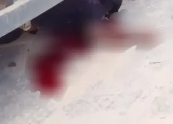Homem morre após ser atropelado por caminhão de entregas em Cruzeiro do Sul