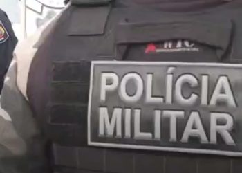 Homem é procurado após suspeita de furto de capacete em loja no centro de Cruzeiro do Sul