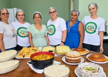 Do coco à renda: mulheres de Mâncio Lima descobrem novas formas de aproveitar o fruto