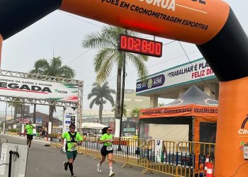 Corrida reúne 450 participantes em comemoração aos 122 anos de Cruzeiro do Sul