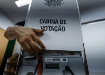 Em Cruzeiro do Sul, homem terá de pagar R$ 1,6 mil por fotografar o próprio voto