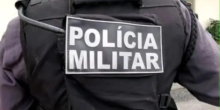 Homem de 57 anos sem CNH é preso após acidente e suspeita de embriaguez em Cruzeiro do Sul.