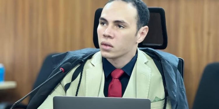 Advogado tarauacaense é encontrado morto dentro de casa em Rio Branco