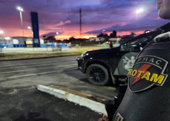 Dois adolescentes são apreendidos após motorista de aplicativo ser ameaçado durante corrida em Cruzeiro do Sul