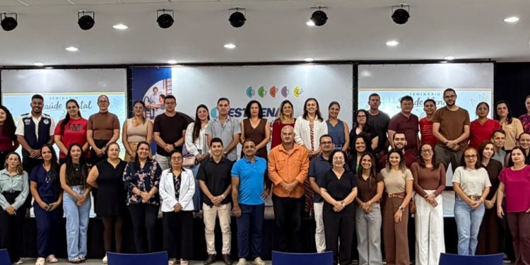 Seminário de Saúde Mental reúne profissionais para fortalecer atendimento psicossocial em Cruzeiro do Sul