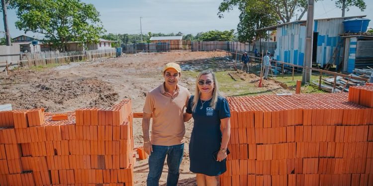 Prefeitura de Cruzeiro do Sul inicia construção de nova escola Nise Varela, no bairro Miritizal