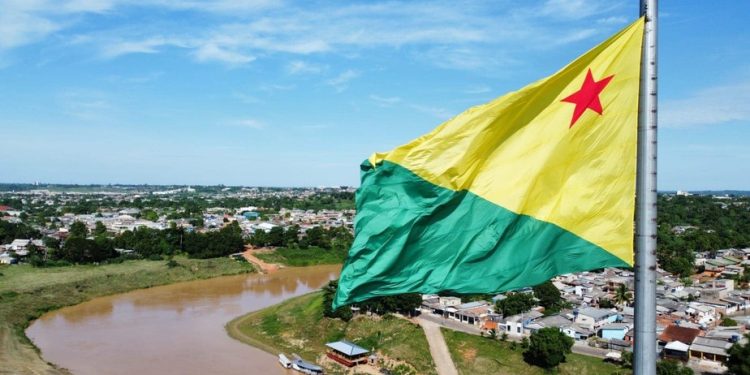 Acre investe 74% do valor considerado ideal por aluno na educação pública, aponta estudo